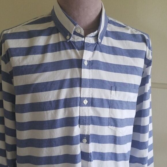 Gap XXL Standard Fit,  Blue/Wht. Striped Shirt - Picture 2 of 5